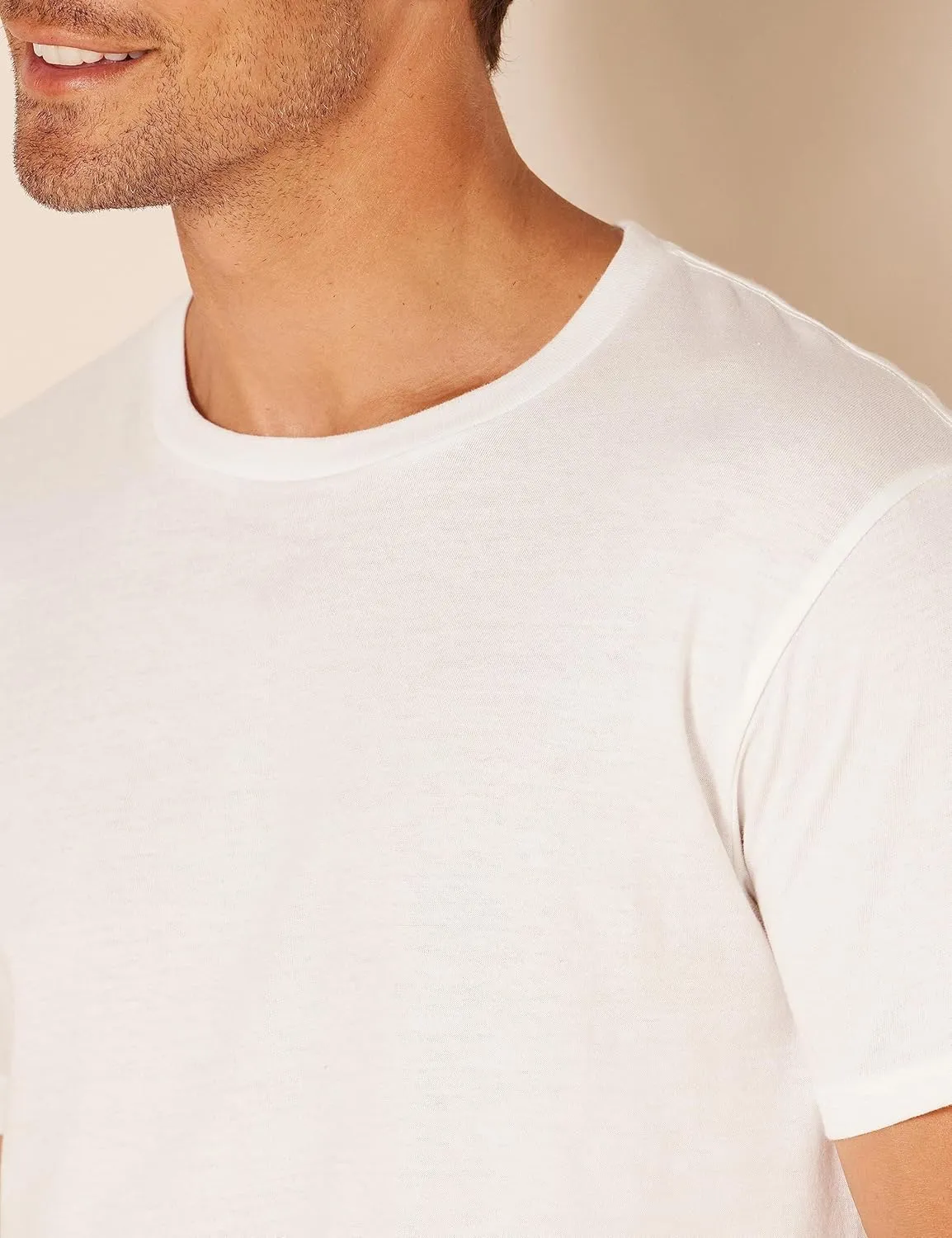 Amazon Essentials Men's Crewneck Undershirt, Pack of 6