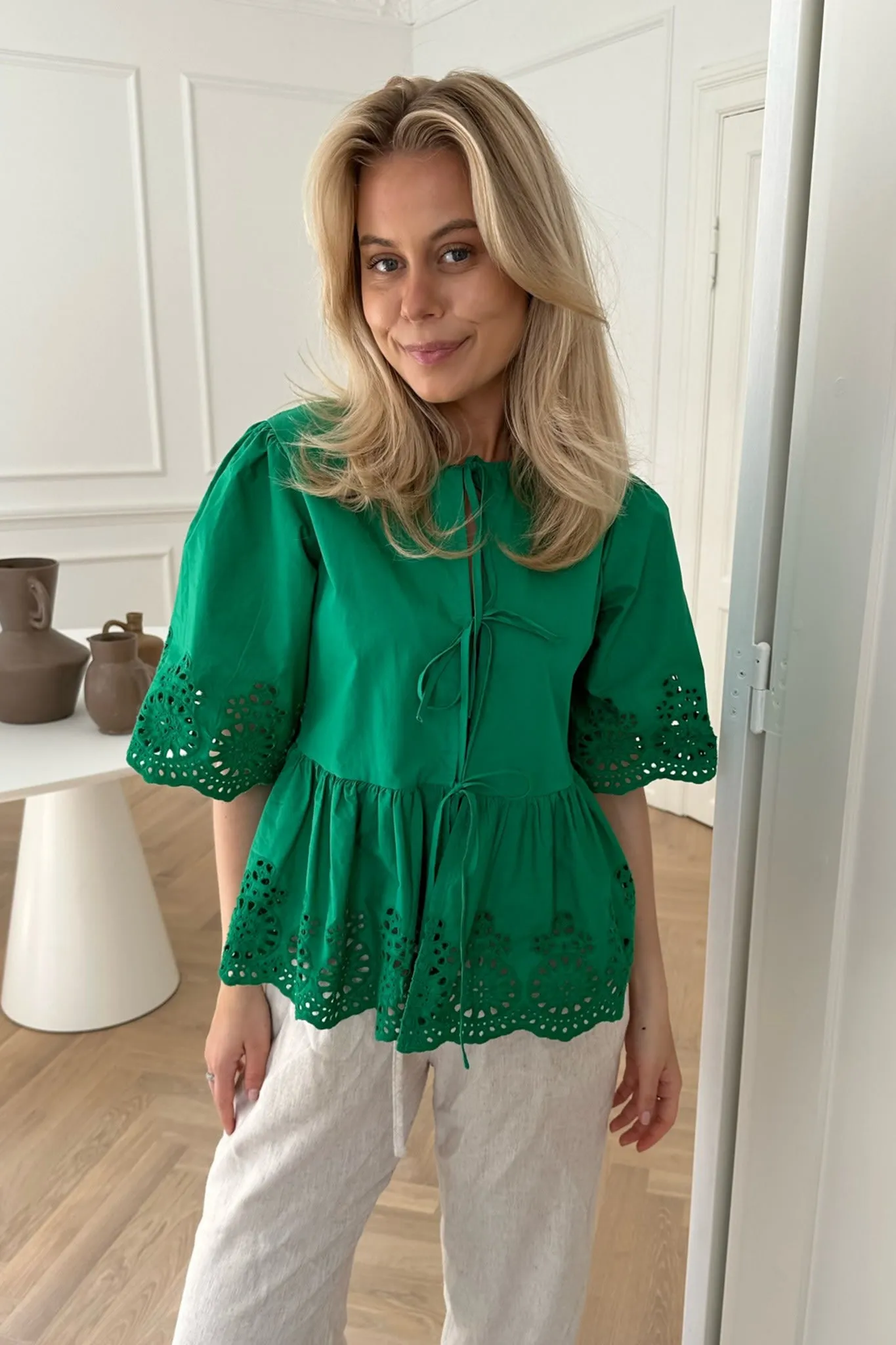 LulaIC Top - Grøn Broderi